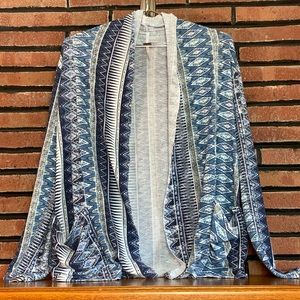 3/10$ Poof Blue & White Open Front Cardigan. SZ M